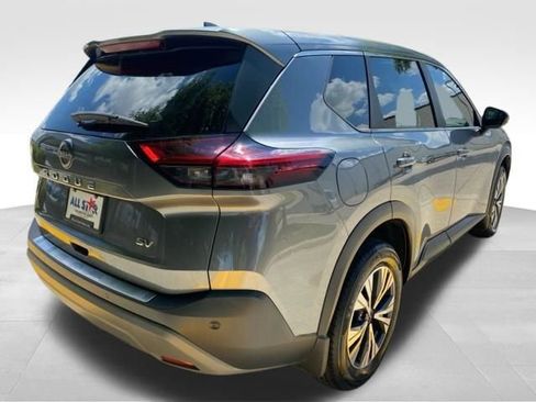 Used 2023 Nissan Rogue SV image 9