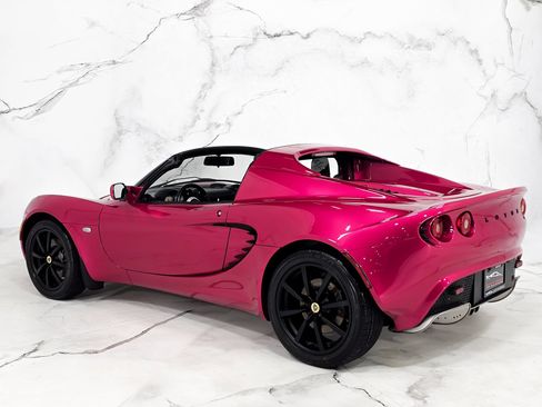 Used 2005 Lotus Elise image 13