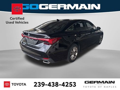 Certified 2019 Toyota Avalon XLE w/ Moonroof Package image 7