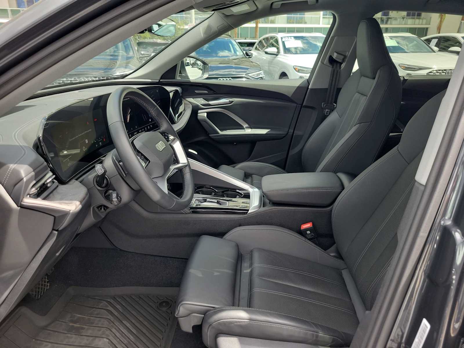 Certified 2025 Audi Q5 Premium Plus w/ Premium Plus AWD/4WD image 14