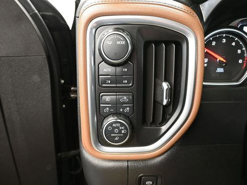 Used 2020 Chevrolet Silverado 1500 High Country AWD/4WD image 38