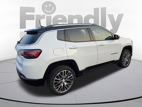 Used 2022 Jeep Compass Limited w/ Elite Group AWD/4WD image 5
