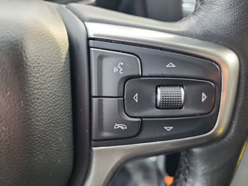 Used 2022 Chevrolet Silverado 2500 LT w/ Convenience Package image 18