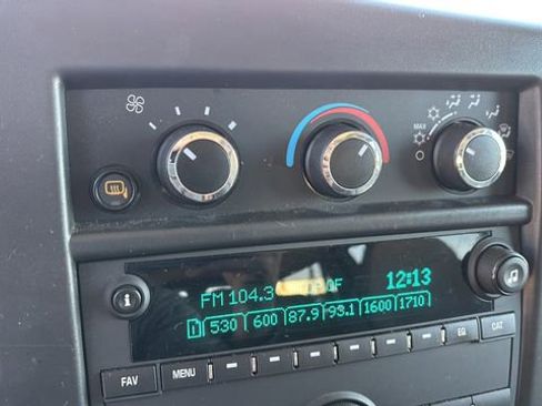 Used 2024 Chevrolet Express 3500 LT w/ LT Preferred Equipment Group RWD image 28
