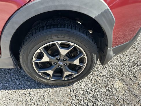 Used 2019 Subaru Crosstrek 2.0i image 18