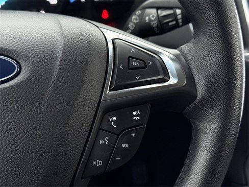 Used 2023 Ford Edge Titanium image 23