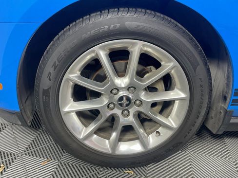 Used 2010 Ford Mustang V6 image 12