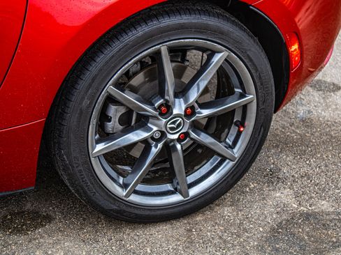 Used 2017 MAZDA MX-5 Miata RF Grand Touring image 7