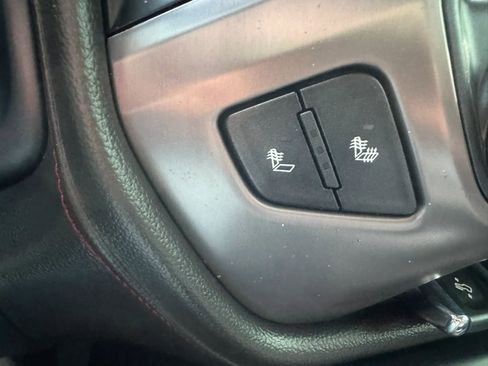 Used 2017 GMC Sierra 1500 SLT image 40