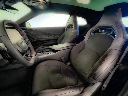 Used 2025 Dodge Charger R/T Scat Pack w/ Track Pack image 18