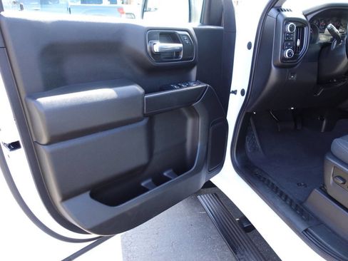 Used 2023 GMC Sierra 1500 Pro w/ Graphite Edition AWD/4WD image 18