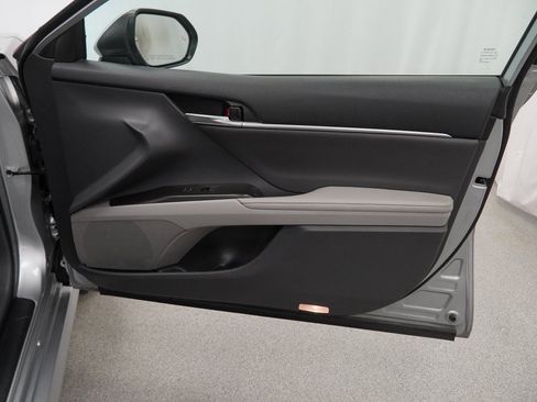 Used 2023 Toyota Camry XLE image 45