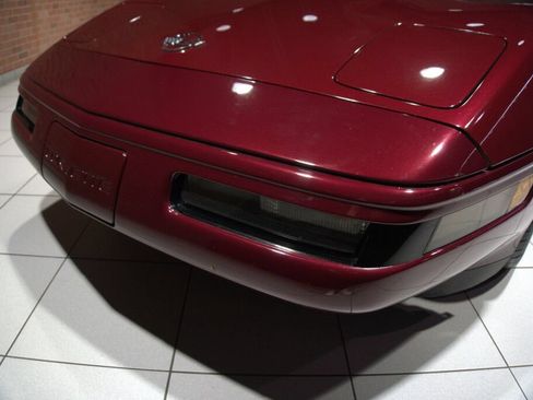 Used 1993 Chevrolet Corvette Coupe RWD image 10