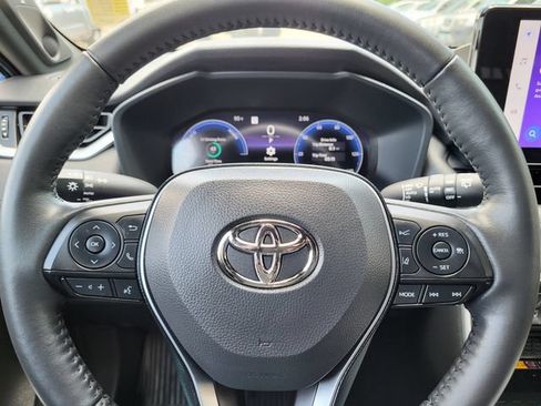 Used 2024 Toyota RAV4 XSE w/ Advanced Technology Package AWD/4WD image 15