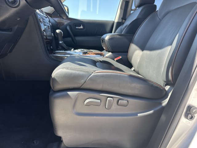 Used 2019 Nissan Armada Platinum w/ Captain's Chairs Package RWD image 3
