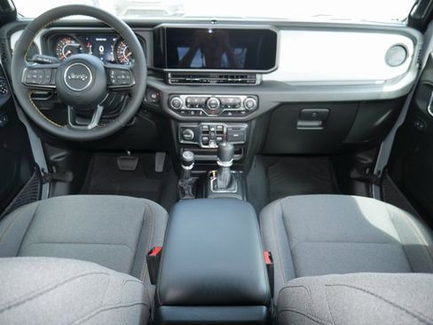 Used 2024 Jeep Wrangler Sport S image 6