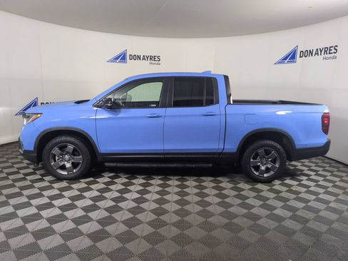 Used 2024 Honda Ridgeline TrailSport image 2