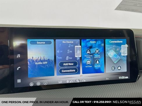 New 2026 Nissan Kicks SR w/ SR Premium Package FWD image 14