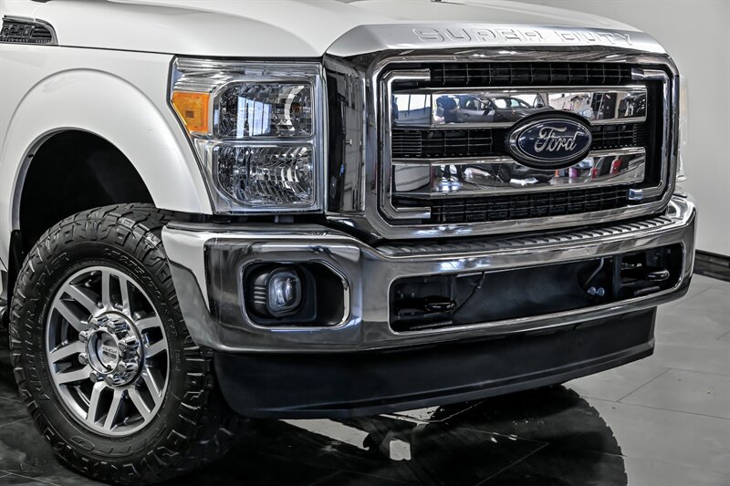 Used 2014 Ford F250 4x4 Crew Cab Super Duty image 2