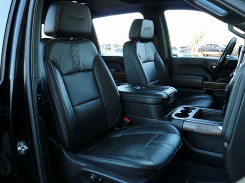 Used 2020 Chevrolet Silverado 2500 High Country w/ Z71 Off-Road Package image 36