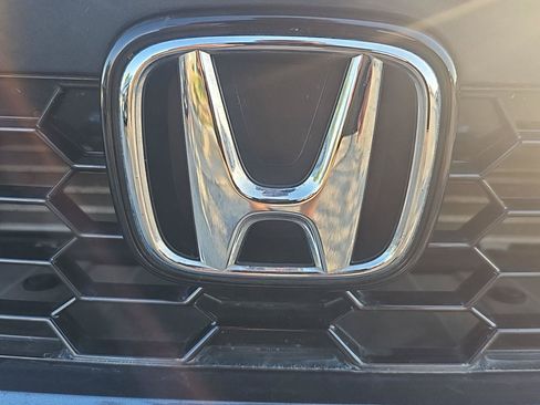 Used 2025 Honda Civic Sport Touring image 9