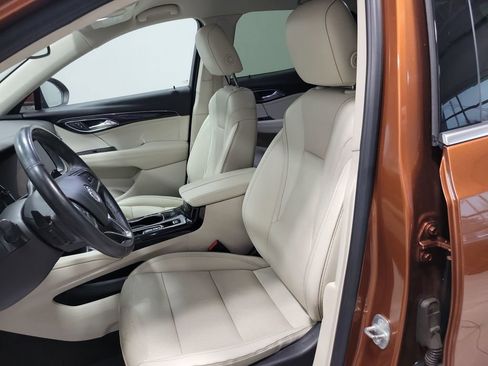 Used 2022 Buick Envision Essence w/ Safety Package image 31