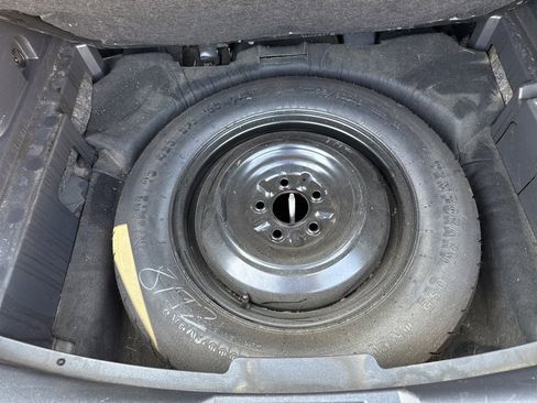 Used 2014 Jeep Compass Latitude image 10