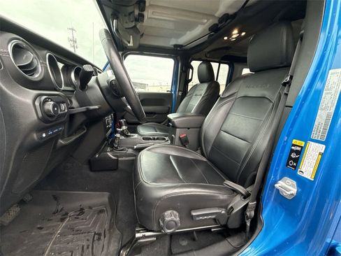 Used 2023 Jeep Wrangler Unlimited Sahara w/ Cold Weather Group image 13