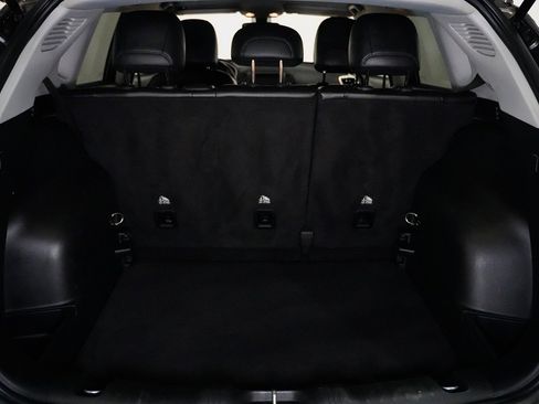 Used 2020 Jeep Compass Latitude FWD image 13