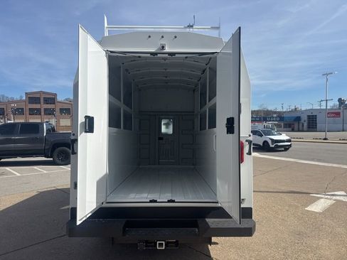 New 2026 Ford E-350 and Econoline 350 Super Duty w/ Power Equipment Group image 11