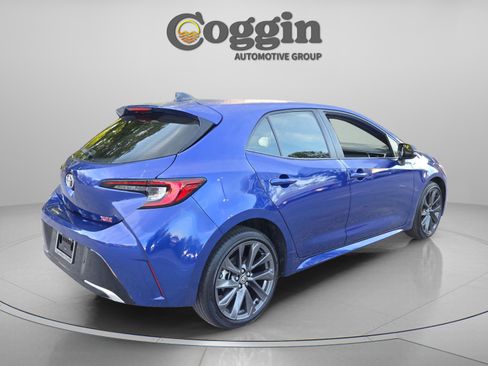 Used 2026 Toyota Corolla XSE image 5
