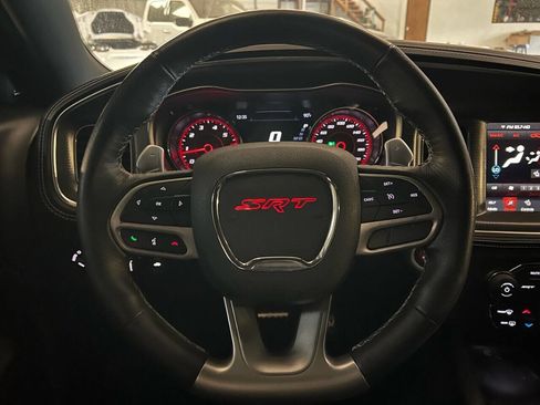 Used 2022 Dodge Charger SRT Hellcat w/ Harman/Kardon Audio Group image 10