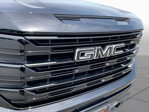 Used 2024 GMC Sierra 1500 Elevation RWD image 28