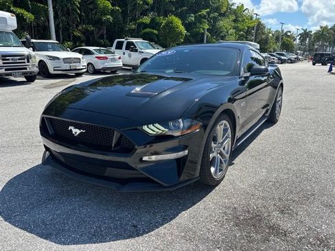 Used 2020 Ford Mustang GT Premium w/ Equipment Group 401A RWD image 5