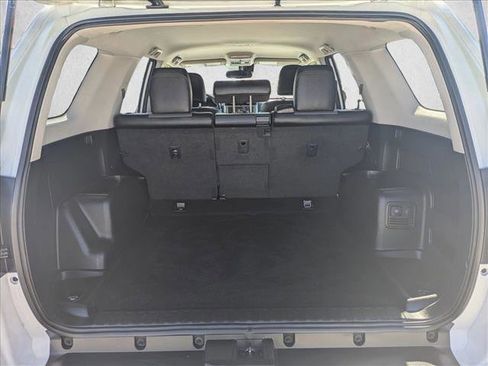 Used 2022 Toyota 4Runner SR5 Premium image 6