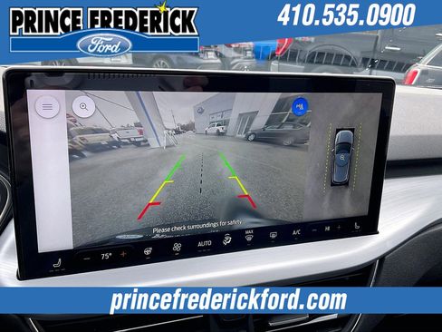 Used 2023 Ford Escape Platinum w/ Premium Technology Package image 20