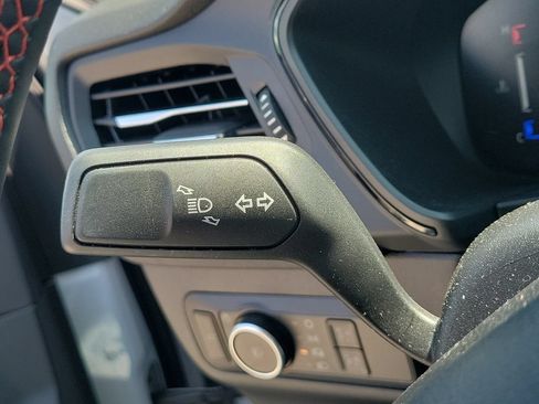Used 2025 Ford Escape ST-Line Select AWD/4WD image 24