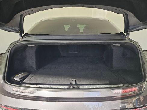 Used 2024 Lucid Air Touring image 18