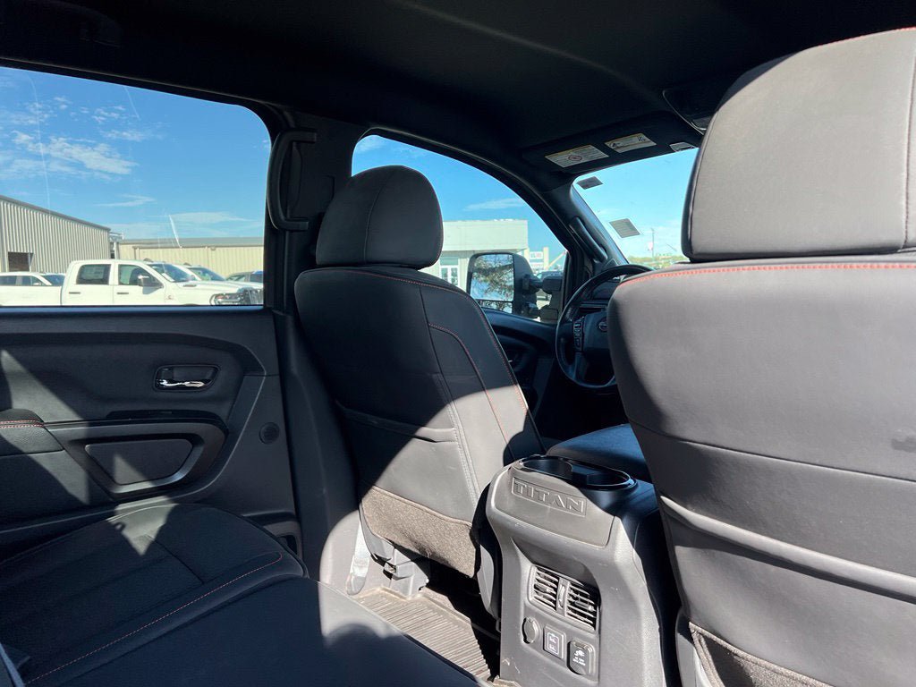 Used 2023 Nissan Titan PRO-4X AWD/4WD image 26