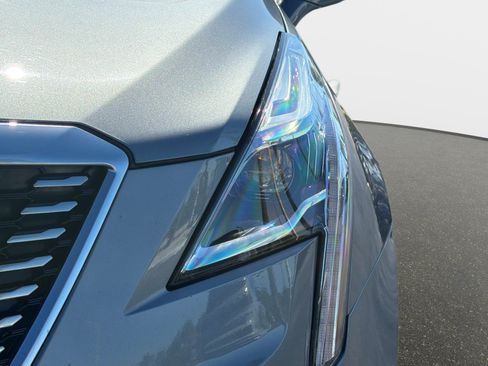 Used 2024 Cadillac XT5 Premium Luxury w/ LPO, Floor Liner Package FWD image 10