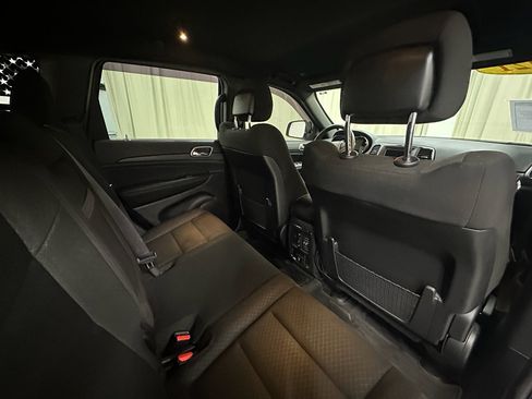 Used 2021 Jeep Grand Cherokee Freedom Edition image 22