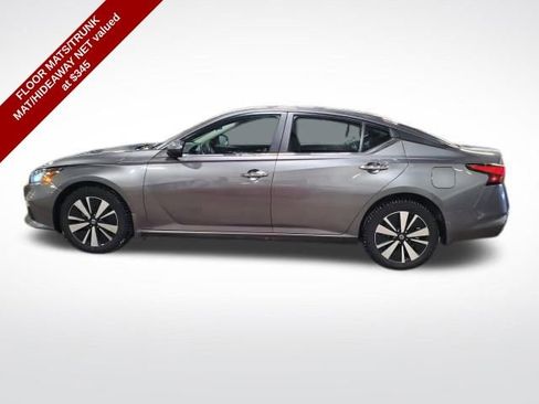 Used 2022 Nissan Altima 2.5 SV image 2