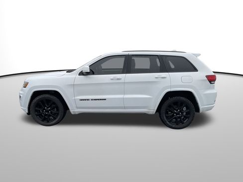 Used 2020 Jeep Grand Cherokee Altitude image 7
