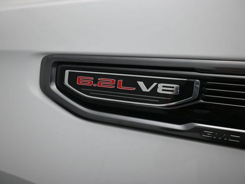 Used 2021 GMC Sierra 1500 AT4 w/ AT4 Premium Package AWD/4WD image 11