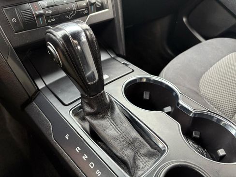 Used 2018 Ford Explorer XLT w/ Equipment Group 201A image 30