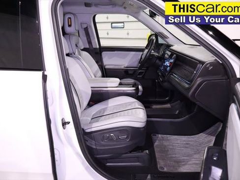 Used 2022 Rivian R1T Adventure AWD/4WD image 28