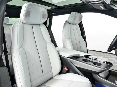 Certified 2024 Cadillac Lyriq Sport AWD/4WD image 24