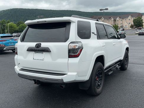 Certified 2024 Toyota 4Runner TRD Off-Road Premium w/ TRD Black Wheel Package (TMS) AWD/4WD image 7