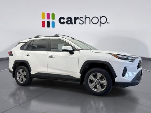 Used 2024 Toyota RAV4 XLE w/ Convenience Package FWD image 7