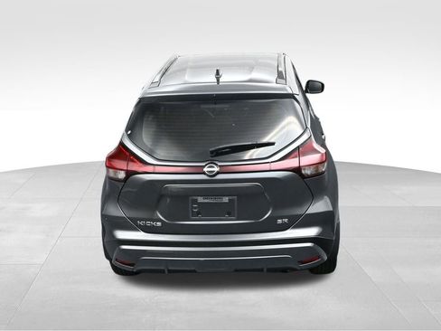 Used 2023 Nissan Kicks SR w/ SR Premium Package image 27